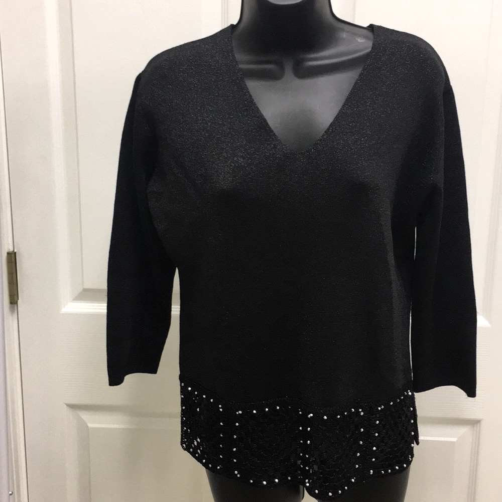 Joseph A. Pullover V-neck Sweater. XL